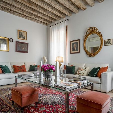Miracoli Apartment With View On The Canal R&R Венеция Екстериор снимка