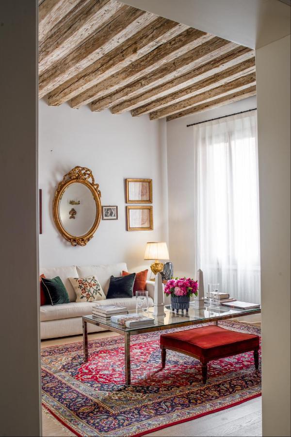 Miracoli Apartment With View On The Canal R&R Венеция Екстериор снимка