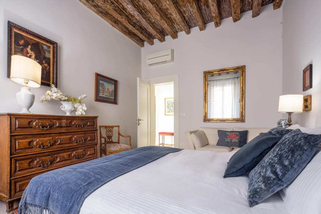 Miracoli Apartment With View On The Canal R&R Венеция Екстериор снимка