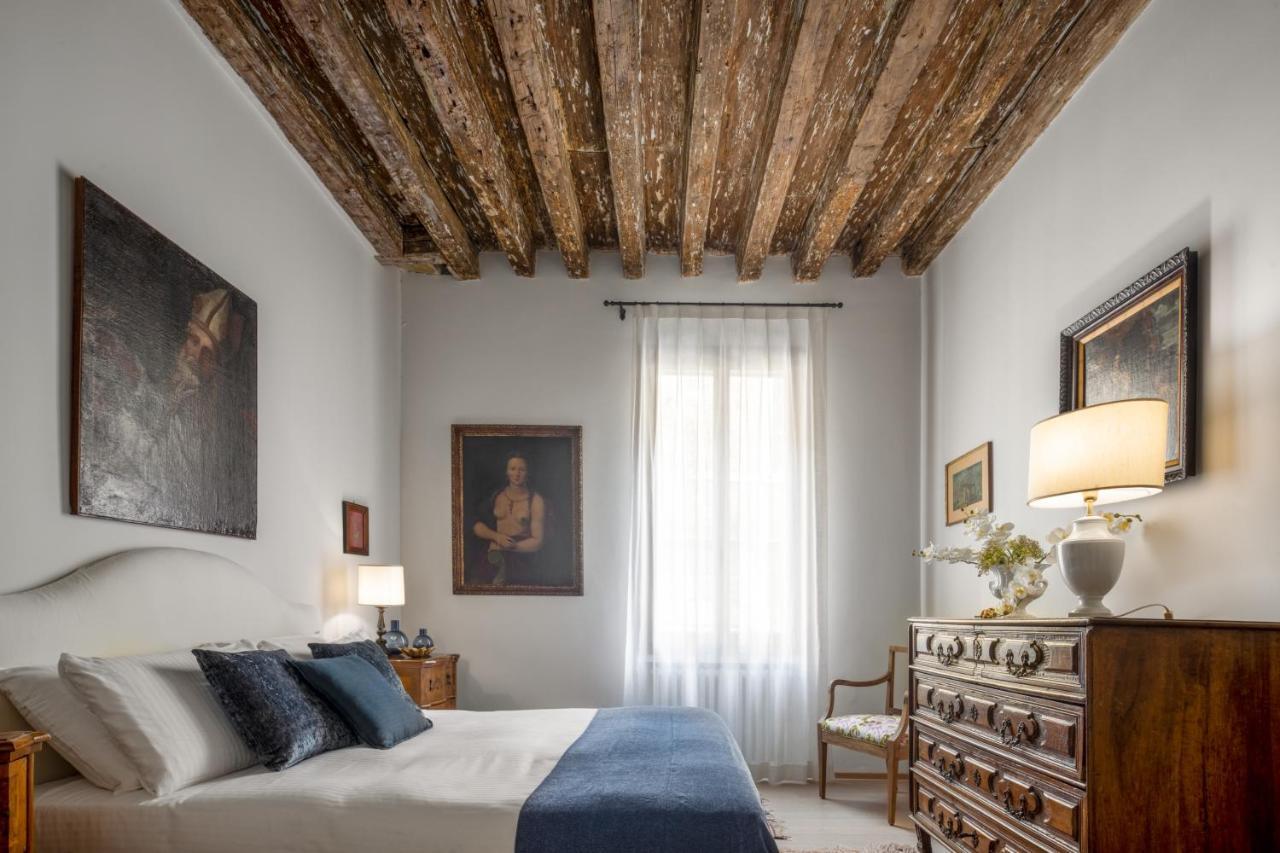 Miracoli Apartment With View On The Canal R&R Венеция Екстериор снимка