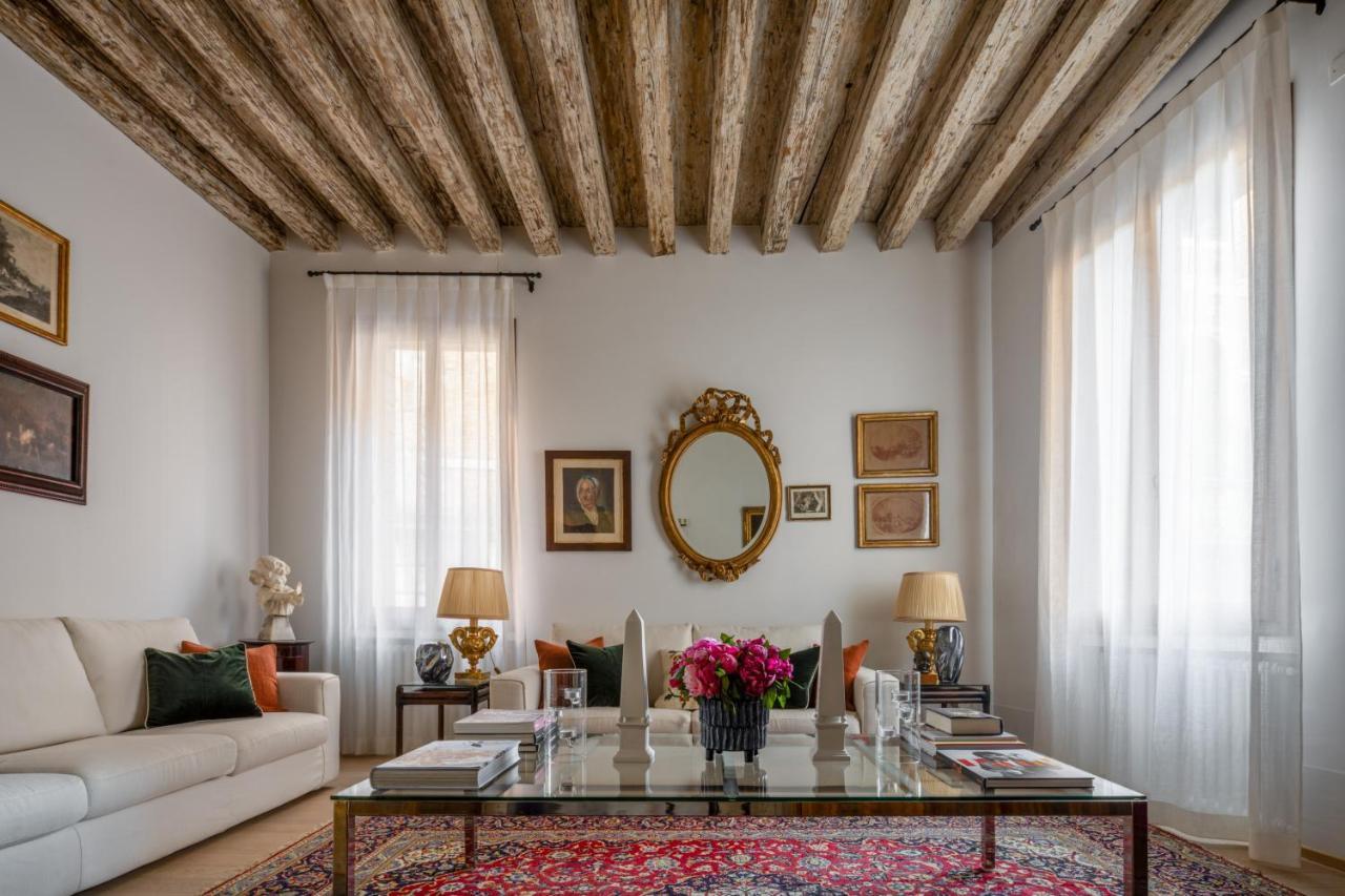 Miracoli Apartment With View On The Canal R&R Венеция Екстериор снимка